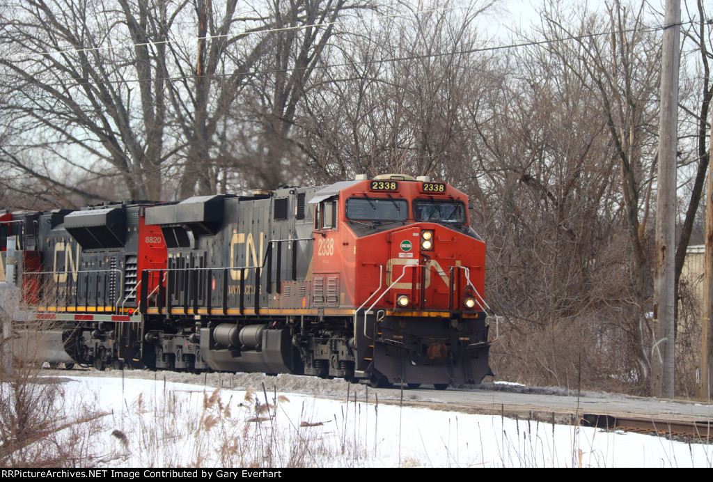 CN ES44DC #2338